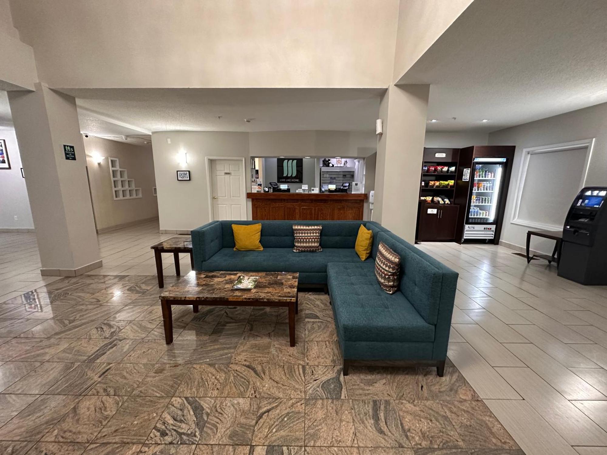 Mainstay Airport Hotel