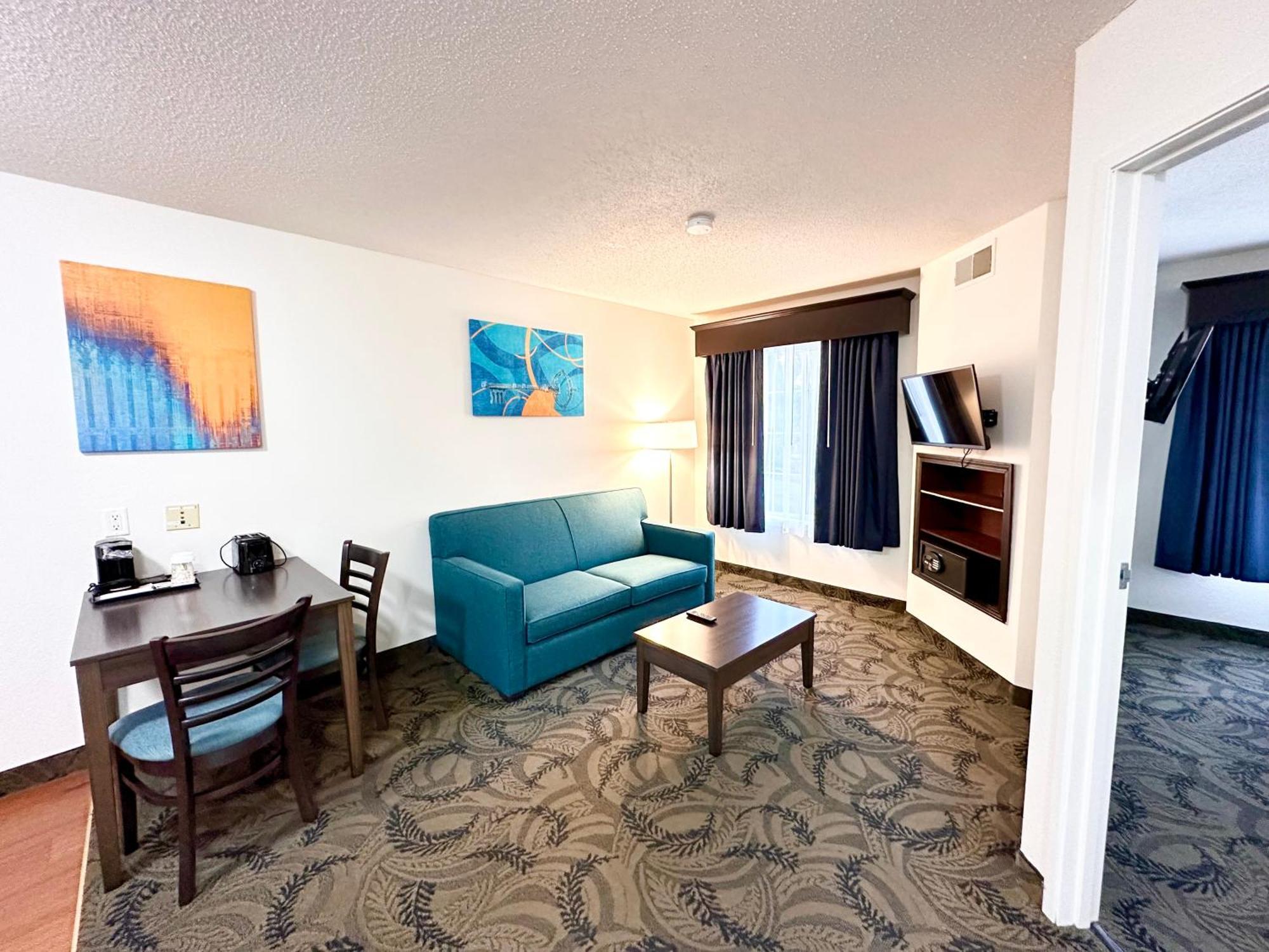 Mainstay Airport Hotel Madison