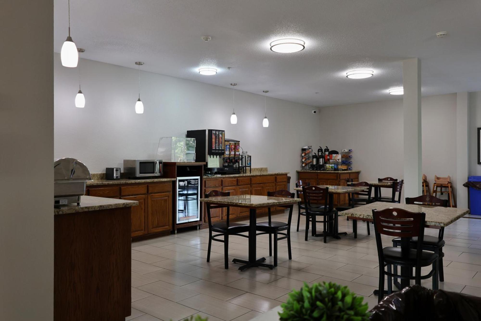 Hotel Mainstay Airport